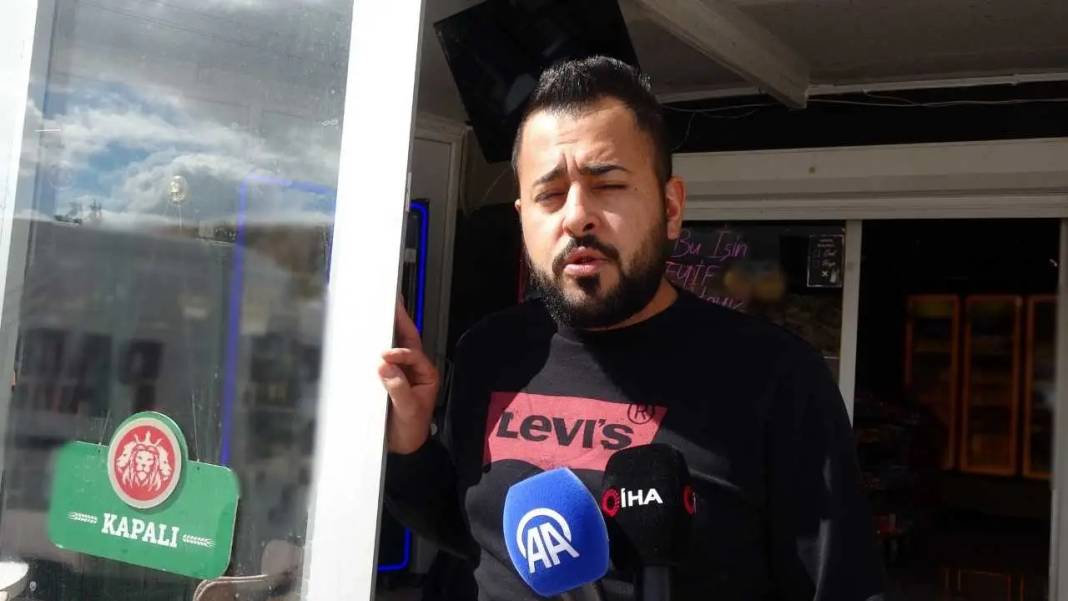 Burdur’da Market Camı Kırarak İçeri Giren Şahıs Saatlerce “Alem Yapmış” 3